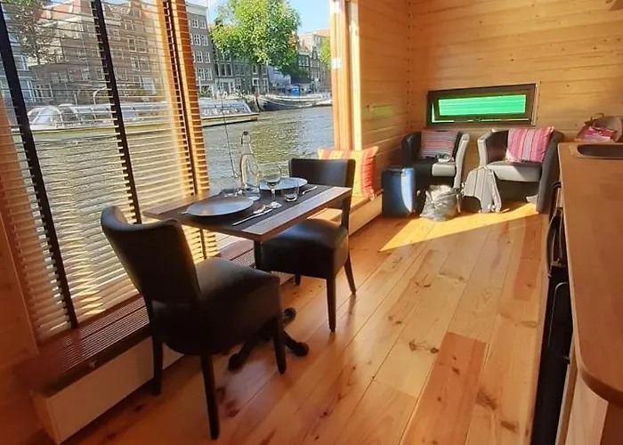 Mar&mar Houseboat Konukevi