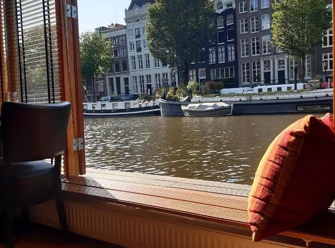 Mar&mar Houseboat Konukevi 4*