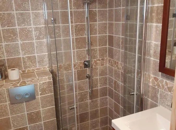 Mar&mar Houseboat Pensión