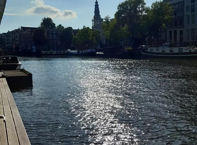 Guest house Mar&mar Houseboat 4*